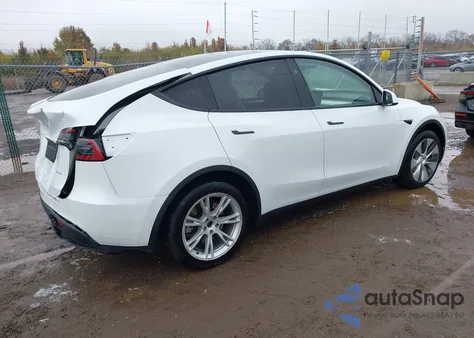 2023 Tesla Model Y Awd/Long Range Dual Motor All-Wheel Drive from USA, damaged, VIN 7SAYGDEE3PF817245